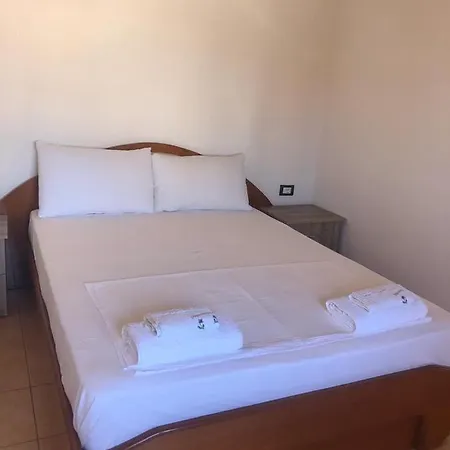 Vila Pollo * Ksamil