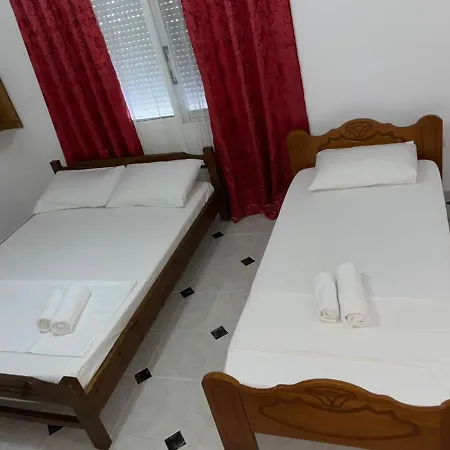Vila Pollo Apartment *