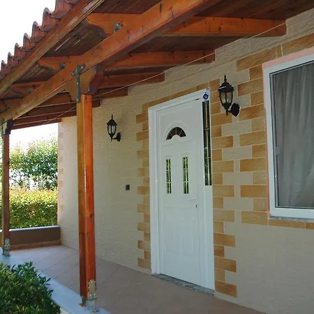 Vila Pollo Apartment Ksamil